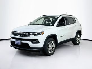Used 2022 Jeep Compass Latitude w/ Sun and Sound Group AWD/4WD video 1