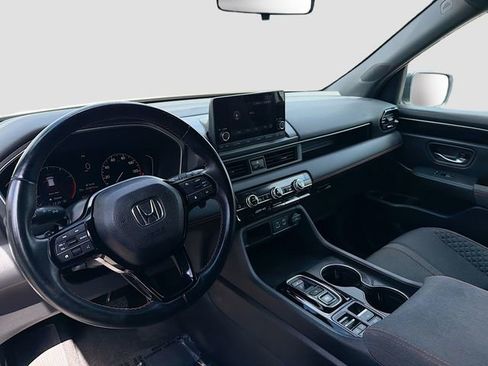 Used 2023 Honda Pilot Sport image 9