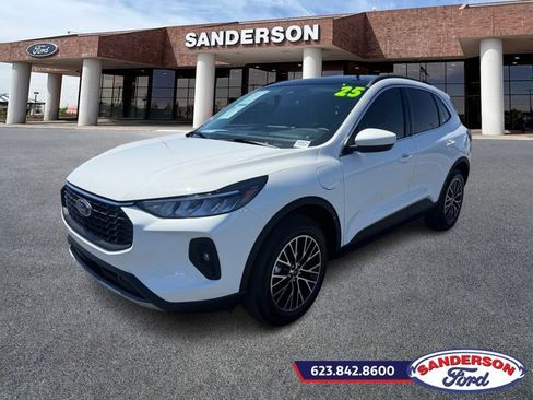 Used 2025 Ford Escape SE image 7