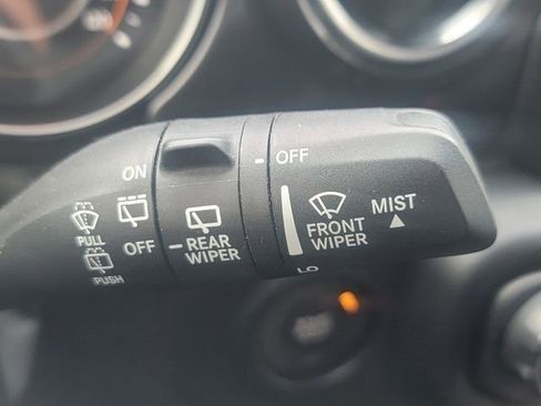 Used 2022 Jeep Wrangler Unlimited Sahara image 17