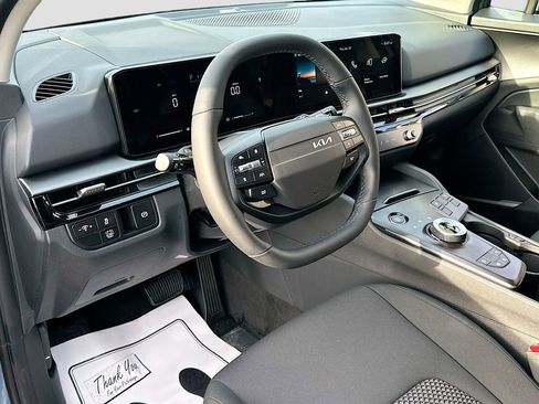 New 2026 Kia Sportage S AWD/4WD image 9