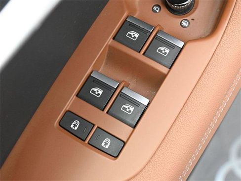 Used 2023 Audi A6 Premium Plus w/ Premium Plus Package image 13