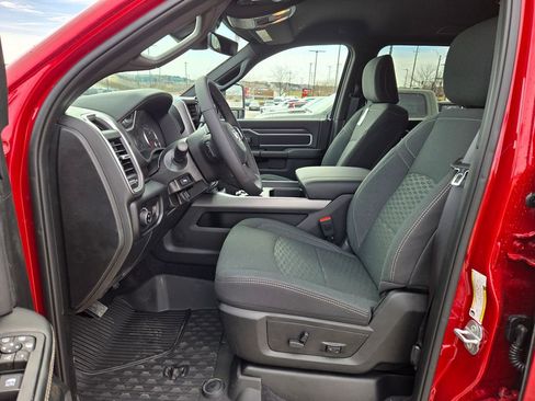 New 2026 RAM 2500 Big Horn AWD/4WD image 13