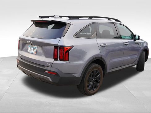 Certified 2023 Kia Sorento S w/ Panoramic Sunroof Package AWD/4WD image 3
