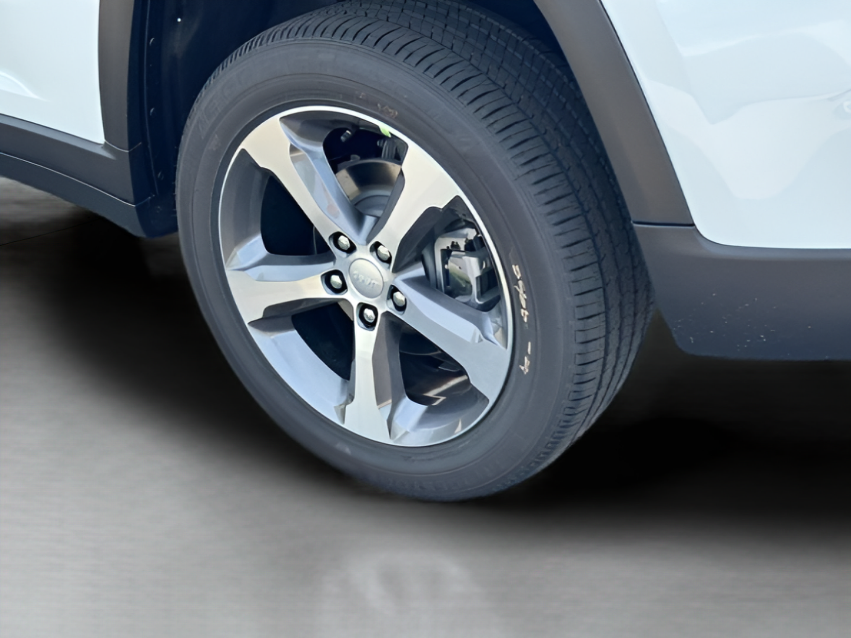 New 2026 Jeep Grand Cherokee Limited AWD/4WD image 8