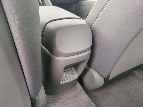 Certified 2024 Hyundai Elantra SE FWD image 13