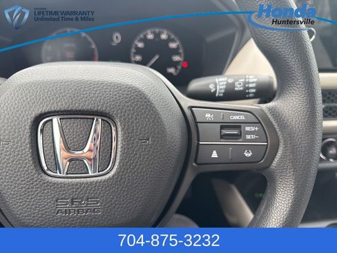 New 2026 Honda HR-V LX image 26