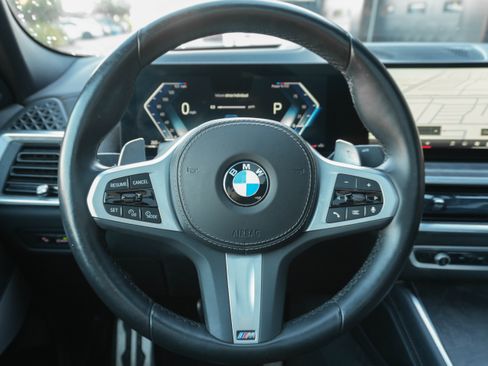 Certified 2024 BMW X6 xDrive40i w/ Premium Package image 17