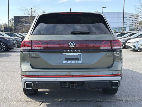 New 2026 Volkswagen Atlas Peak Edition AWD/4WD image 4