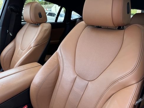 Used 2022 BMW X6 xDrive40i image 15