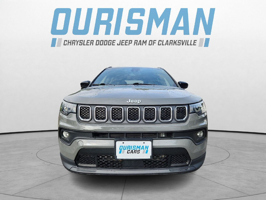 Certified 2024 Jeep Compass Latitude AWD/4WD image 2