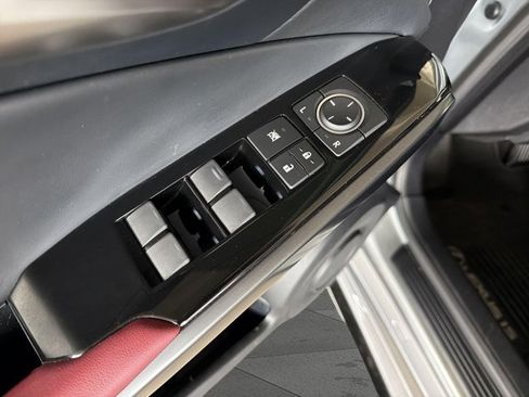 Certified 2025 Lexus IS 350 F Sport RWD image 9
