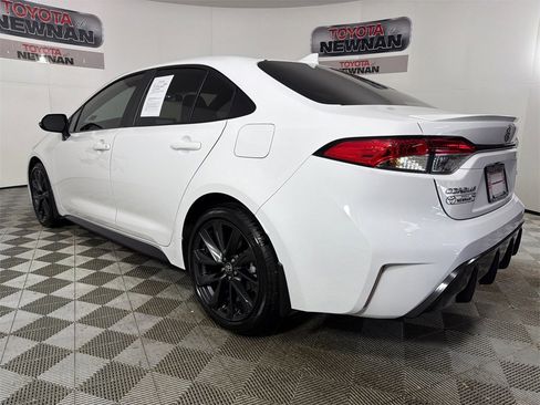 Used 2024 Toyota Corolla SE image 5