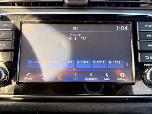 Used 2024 Nissan Versa S w/ S Plus Package image 22