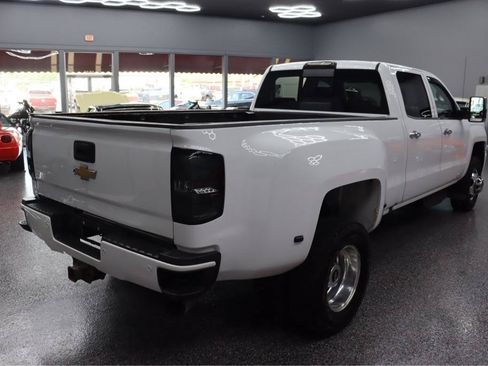 Used 2018 Chevrolet Silverado 3500 LTZ w/ Duramax Plus Package AWD/4WD image 4