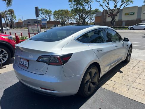 Used 2018 Tesla Model 3 Long Range AWD/4WD image 8
