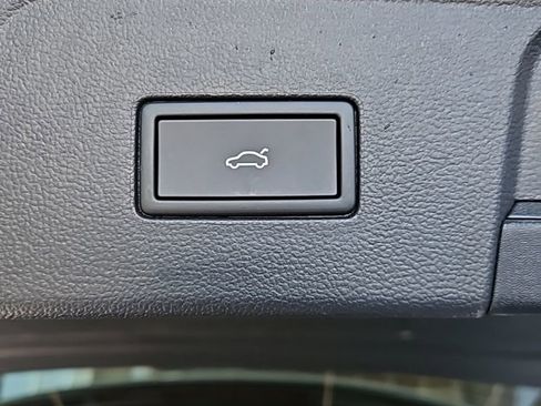 New 2026 Volkswagen Atlas SEL image 21