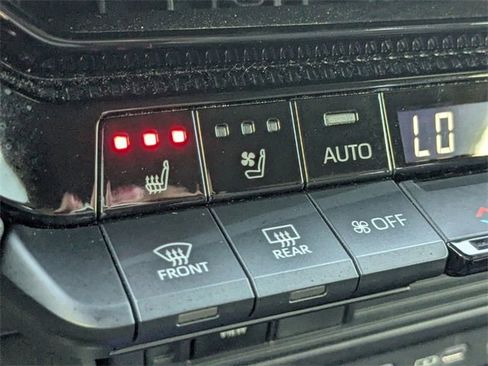 Used 2024 Toyota Land Cruiser image 8