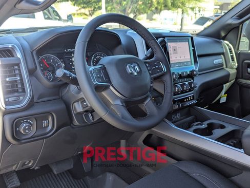 New 2025 RAM 3500 Big Horn AWD/4WD image 10