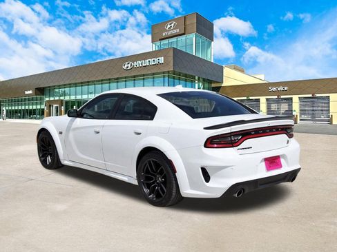 Used 2022 Dodge Charger Scat Pack image 8