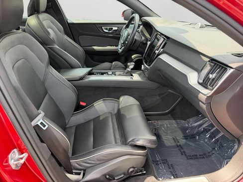 Used 2019 Volvo S60 T6 R-Design AWD/4WD image 8