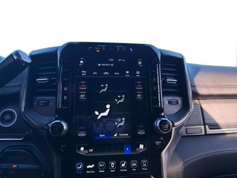 Used 2020 RAM 2500 Limited image 37