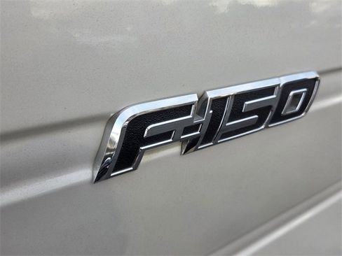 Used 2011 Ford F150 Lariat w/ Lariat Chrome Pkg image 7
