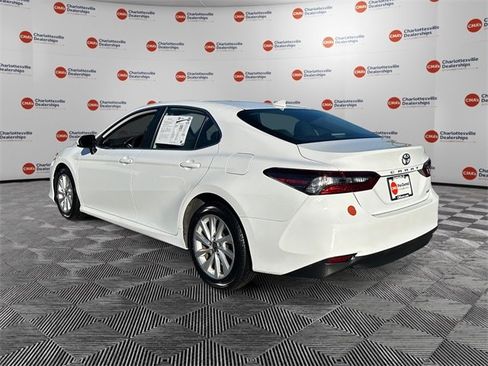 Used 2024 Toyota Camry LE image 3