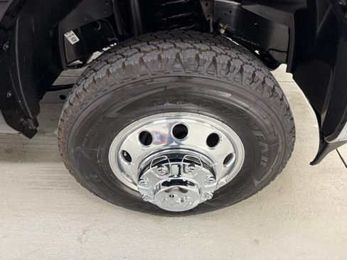 New 2026 RAM 3500 Longhorn image 4