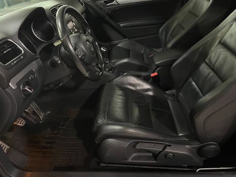 Used 2013 Volkswagen Golf R 2-Door image 17