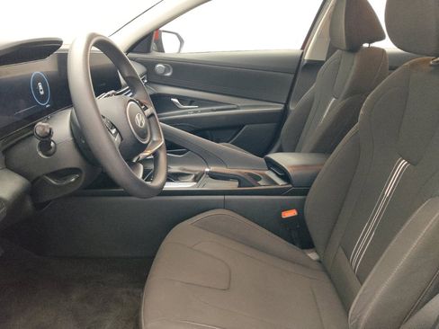 Used 2024 Hyundai Elantra SEL FWD image 17