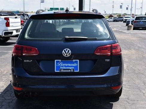 Used 2015 Volkswagen Golf TDI SE FWD image 6