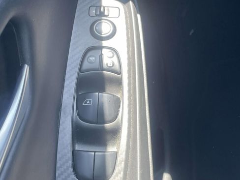 Used 2024 Nissan Sentra SV FWD image 23