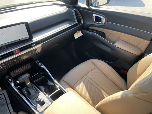 New 2026 Kia Sorento SX Prestige w/ Olive Brown Leather Package image 26