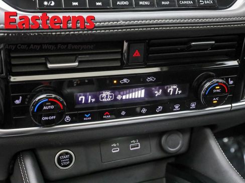 Used 2022 Nissan Rogue SL w/ SL Premium Package image 20