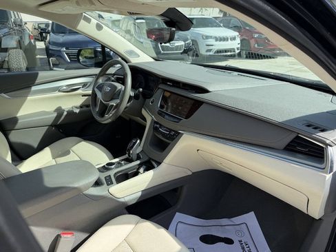 Used 2021 Cadillac XT5 Premium Luxury FWD image 27
