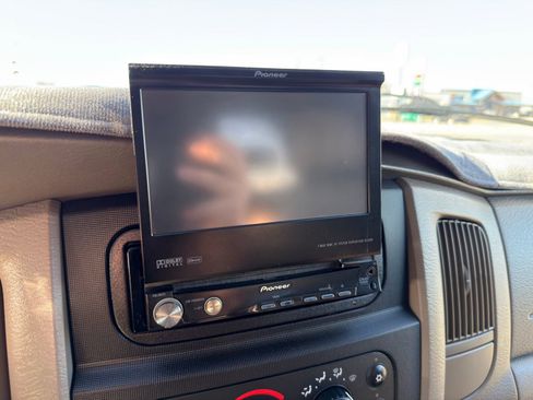 Used 2005 Dodge Ram 2500 Truck SLT w/ Quad Cab Big Horn Value Group image 25