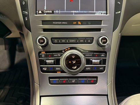 Used 2017 Lincoln MKZ Black Label w/ Technology Package AWD/4WD image 20