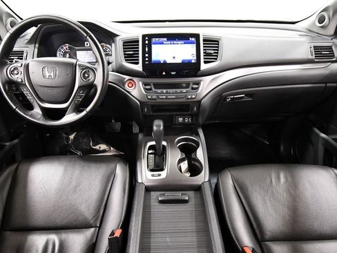Used 2019 Honda Ridgeline RTL-T image 16