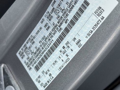 Used 2017 Ford Escape SE FWD image 32