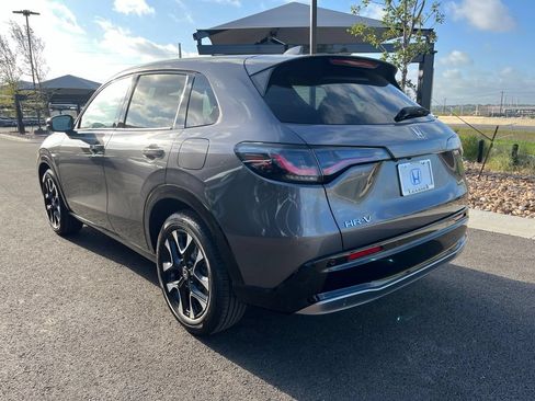 Used 2027 Honda HR-V EX-L image 6