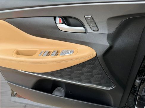 Used 2023 Hyundai Santa Fe Calligraphy image 12