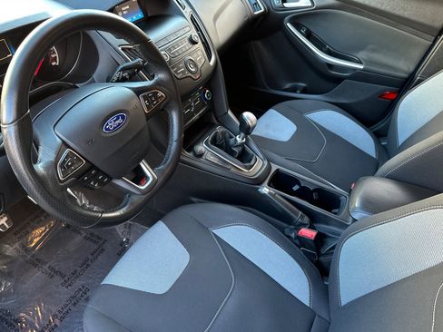 Used 2018 Ford Focus ST image 10