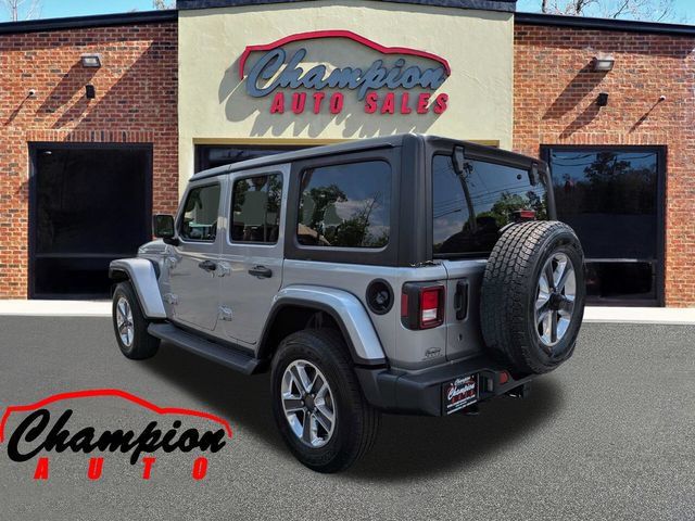Used 2018 Jeep Wrangler Unlimited Sahara AWD/4WD image 9