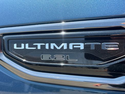 New 2025 GMC Sierra 1500 Denali Ultimate image 9