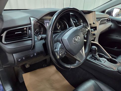 Used 2021 Toyota Camry SE image 17