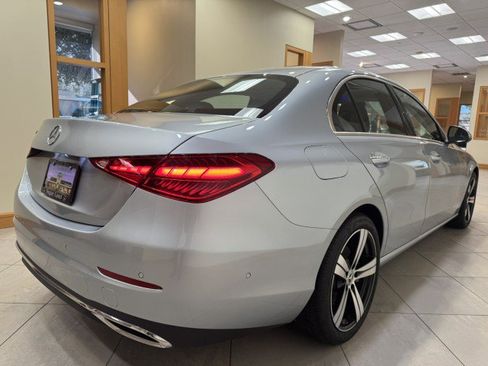 Used 2025 Mercedes-Benz C 300 Sedan image 5