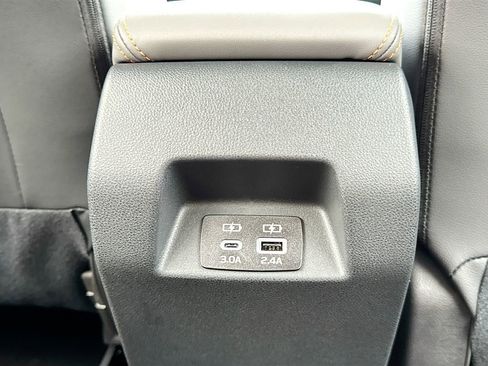 Used 2025 Subaru Crosstrek 2.5i Limited w/ Crosstrek Mirror Package image 35