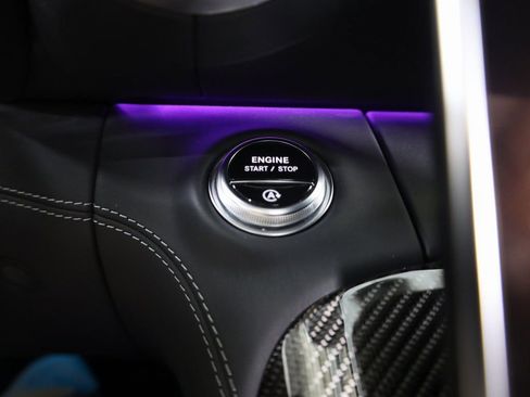 Used 2023 Mercedes-Benz SL 55 AMG 4MATIC image 25