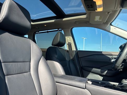 Certified 2023 Nissan Rogue SL w/ SL Premium Package FWD image 25